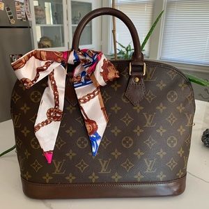 ❗️SOLD❗️Authentic Louis Vuitton Alma Bag